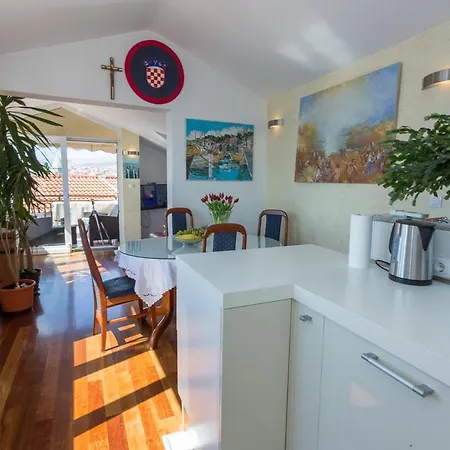 Plaza Apartment Split